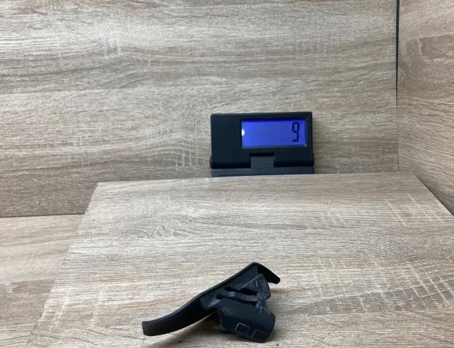 VOLKSWAGEN Passat B8 (2014-2023) Priekšējā kreisā pārsega eņģe 3G0823316C 34435827