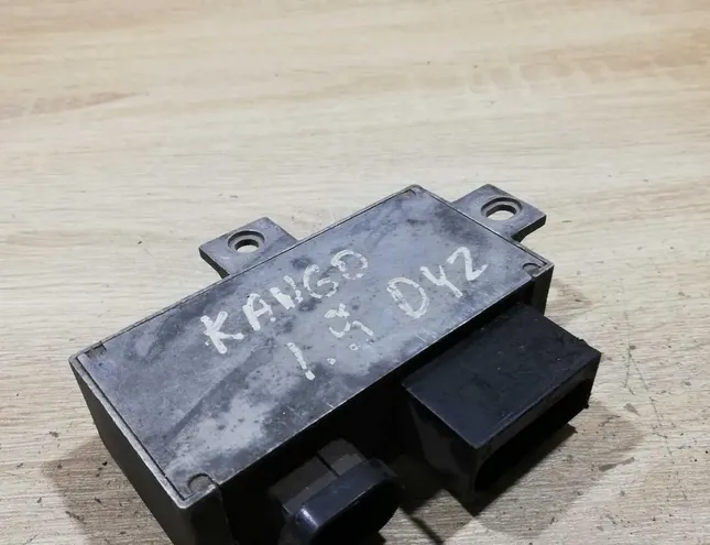 RENAULT Laguna 1 generation (1993-2001) Aizdedzes sveces 7700111525 34418049