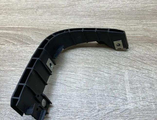 MERCEDES-BENZ C-Class W202/S202 (1993-2001) Kreisās puses luktura kronšteina stiprinājums 2028260414 34439830