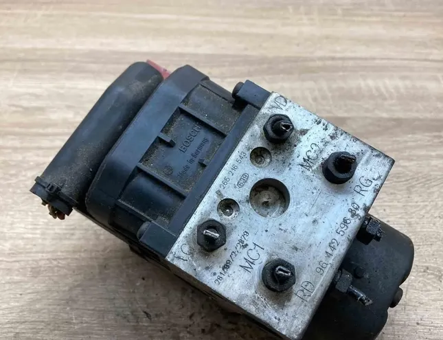 PEUGEOT 406 1 generation (1995-2004) ABS Bloks 0273004270,9644259680 34408021