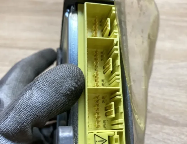 TOYOTA Corolla 1 generation E10 (1966-1970) Drošības / signalizācijas vadības bloks 8917002270,8917002270,210213102 34456893