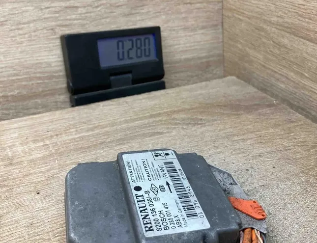 RENAULT Clio 2 generation (1998-2013) Drošības / signalizācijas vadības bloks 8200136038B,0285001415 34380107