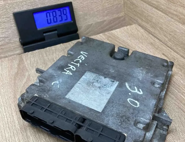 OPEL Vectra C (2002-2005) Motora vadības bloks 24451764,D03001 34362600