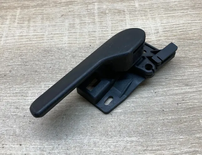 SKODA Fabia 1 generation  (2004-2007) Motora pārsega atlaišanas rokturis 1J1823633 34435794