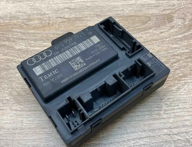 AUDI A6 C4/4A (1994-1997) Aizmugurējo kreiso durvju vadības bloks 4F0959792E,4F0910793E,Main 34346161