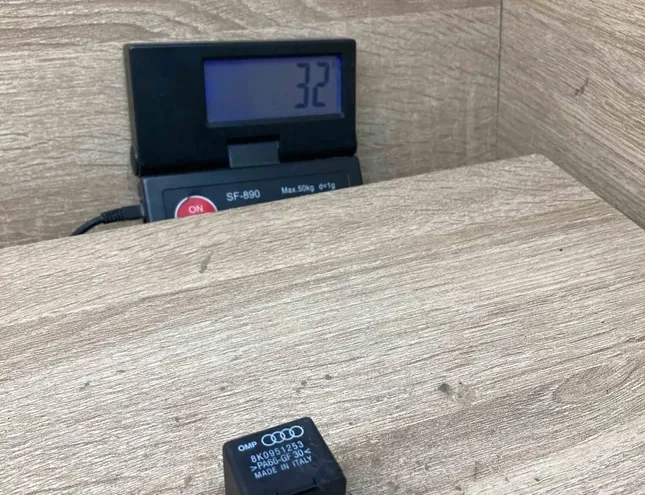 AUDI A4 B5/8D (1994-2001) Relejs 8K0951253,643 34388143