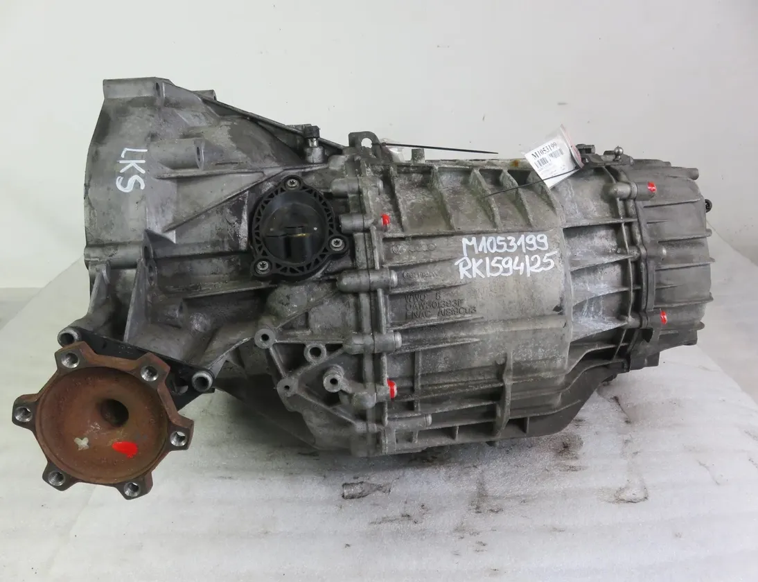 AUDI A4 B8/8K (2011-2016) Gearbox LKS 30445769