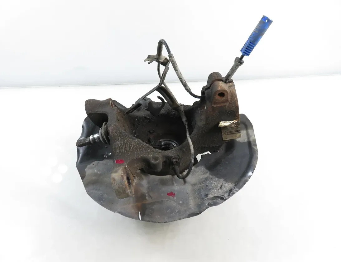 BMW 5 Series E60/E61 (2003-2010) Front Left Wheel Hub 33526785