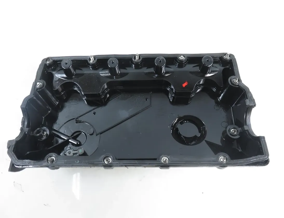 VOLKSWAGEN Golf 4 generation (1997-2006) Крышка клапана 33570460