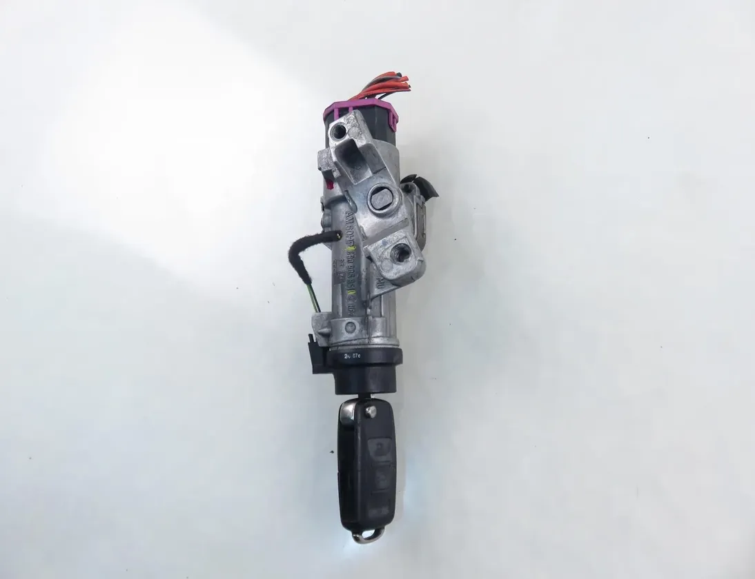 VOLKSWAGEN Polo 4 generation (2001-2009) Aizdedzes atslēga 4B0905851Q 33583862