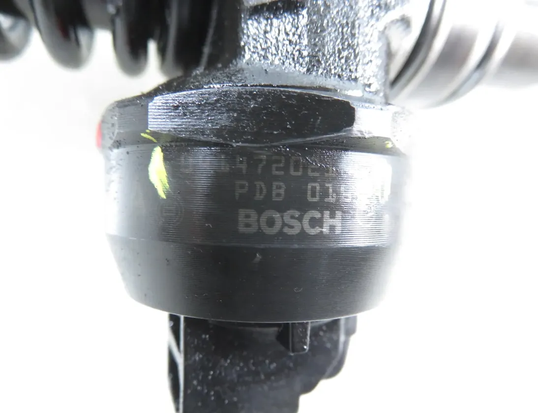 VOLKSWAGEN Golf 5 generation (2003-2009) Инжектор для масла 038130073AG,0414720215 33599033