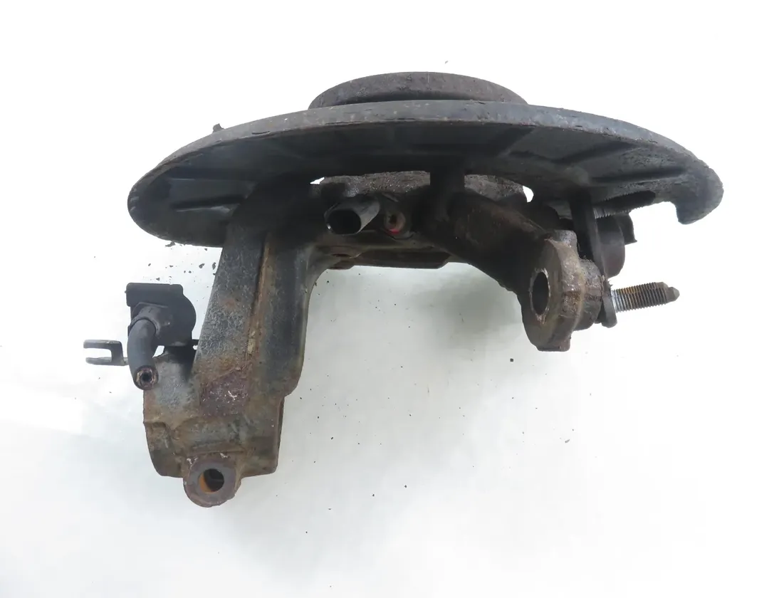 VOLKSWAGEN Tiguan 1 generation (2007-2017) Front Right Wheel Hub 33715487