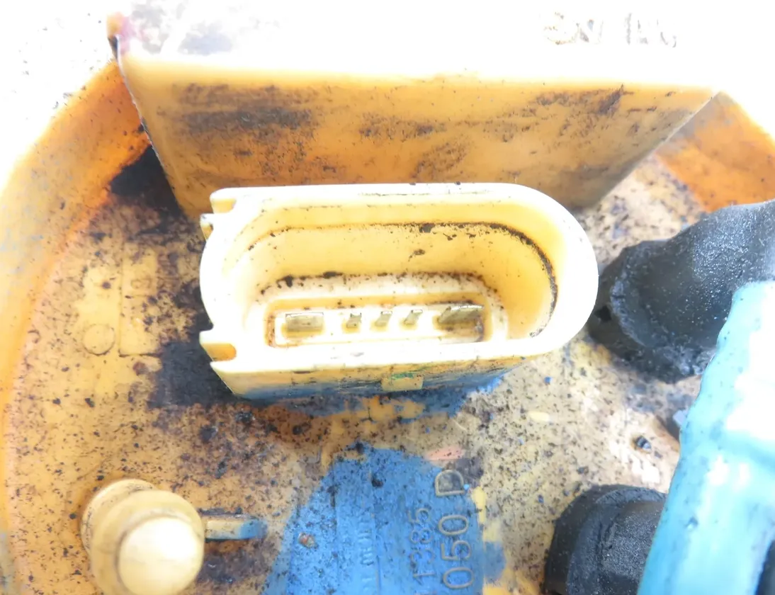 VOLKSWAGEN Golf 5 generation (2003-2009) Fuel Pump 1K0919050D 34355706