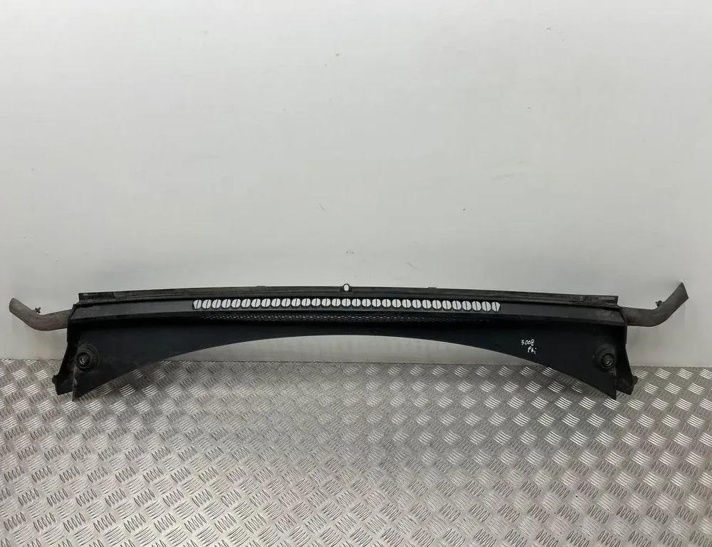 PEUGEOT 3008 2 generation (2017-2023) Front  Wiper Cowl Trim 9671408577 34115471