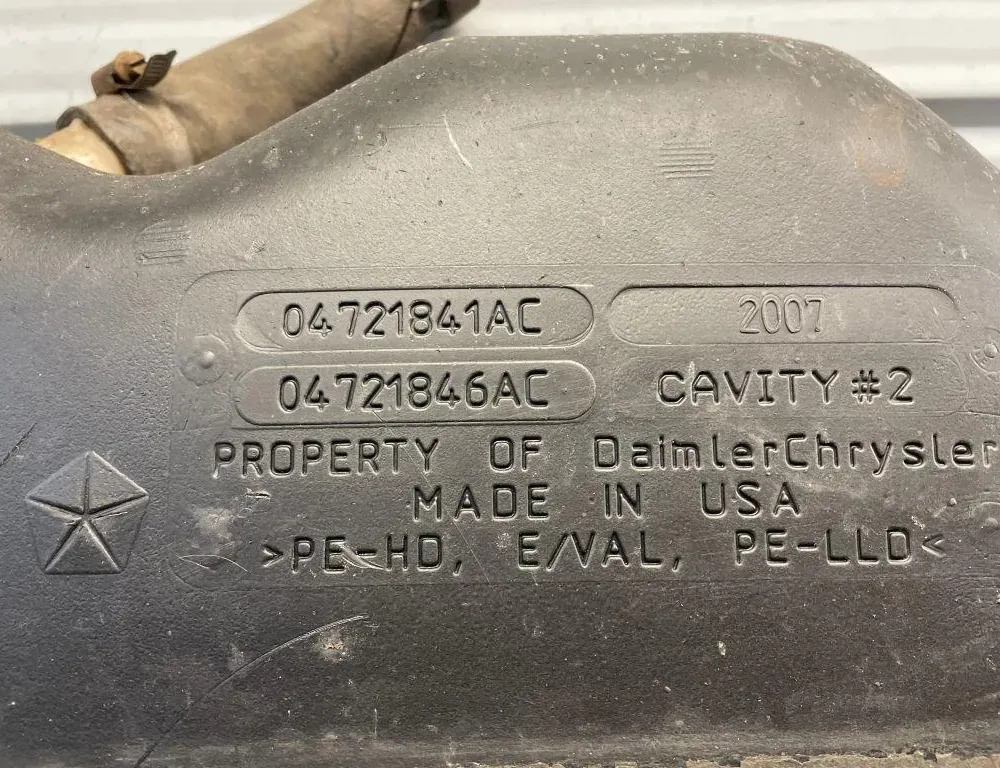 CHRYSLER Voyager 5 generation (2007-2020) Degvielas tvertne 04721846AC,04721841AC 34097914