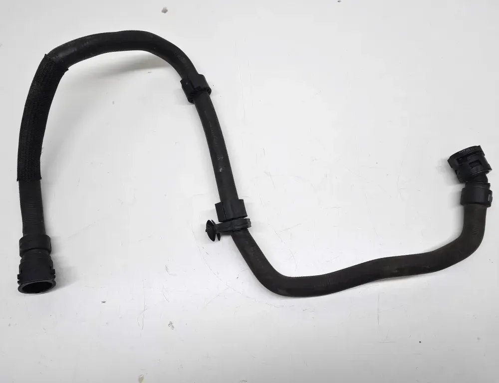 OPEL Corsa F (2019-2023) Шланг радиатора охлаждения двигателя правой стороны 9824370680 33825444