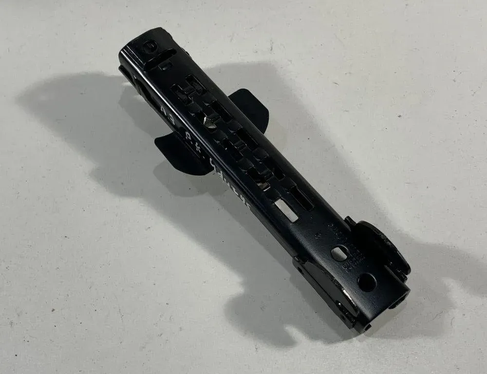 AUDI A3 8P (2003-2013) Priekšējā kreisā drošības jostas augstuma regulētājs 8E0857833F 30672762