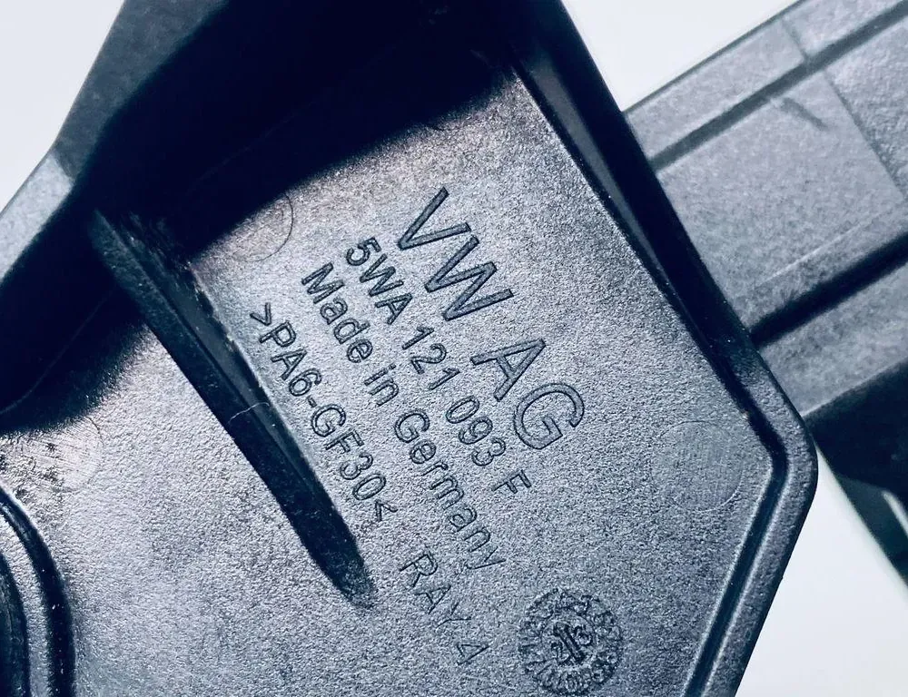 VOLKSWAGEN Tiguan 2 generation (2016-2024) Dzesēšanas cirkulācijas motorīts 05E965561 33619453