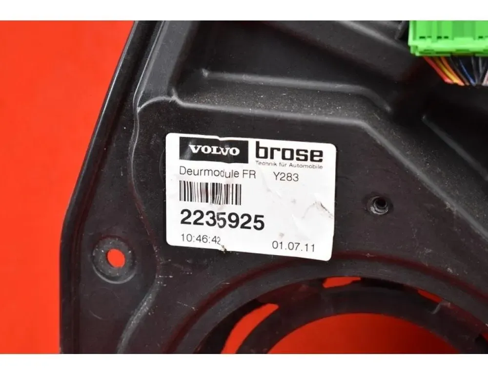 VOLVO S60 3 generation (2018-2023) Стеклоподъемник передней правой двери 30784311 24502844