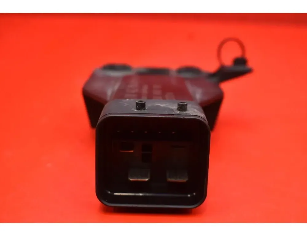 SKODA Express Dzesēšanas ventilatora relejs 5J0919506 33027834