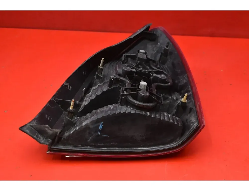 NISSAN Primera P12 (2001-2008) Rear Left Taillight 33510752