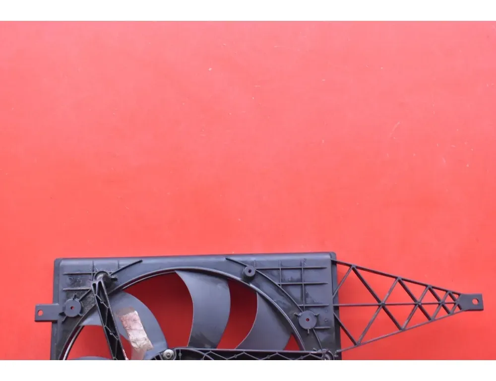 SKODA Roomster 5J  (2010-2015) Difuzora ventilators 6Q0121207N 34210985