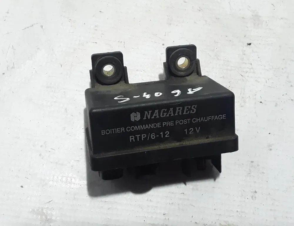 VOLVO S40 1 generation (1996-2004) Aizdedzes sveces 7700107794 22408825