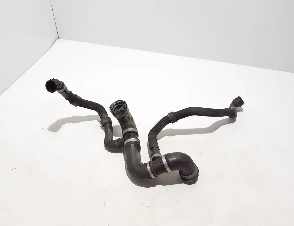 MERCEDES-BENZ AMG GT C190 (2014-2023) Шланг радиатора охлаждения двигателя правой стороны A2905006500 33728245