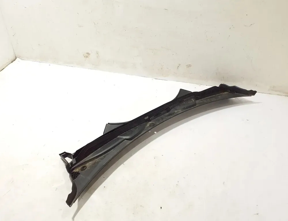 BMW i4 1 generation (2021-2024) Priekšējā stikla tīrītāja apdare / plastmasa 7427845 34355342