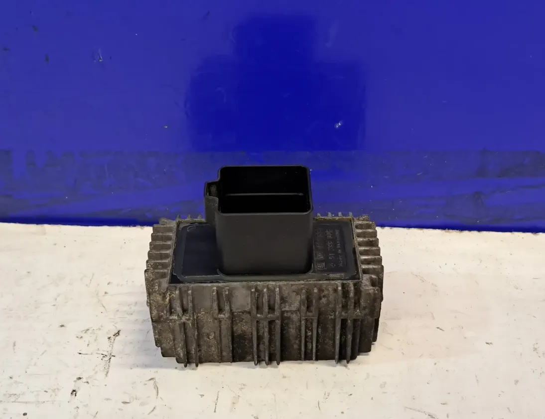 SAAB 93 1 generation (1956-1960) Aizdedzes sveces 9132691,09132691,55354141,51299008 25978040