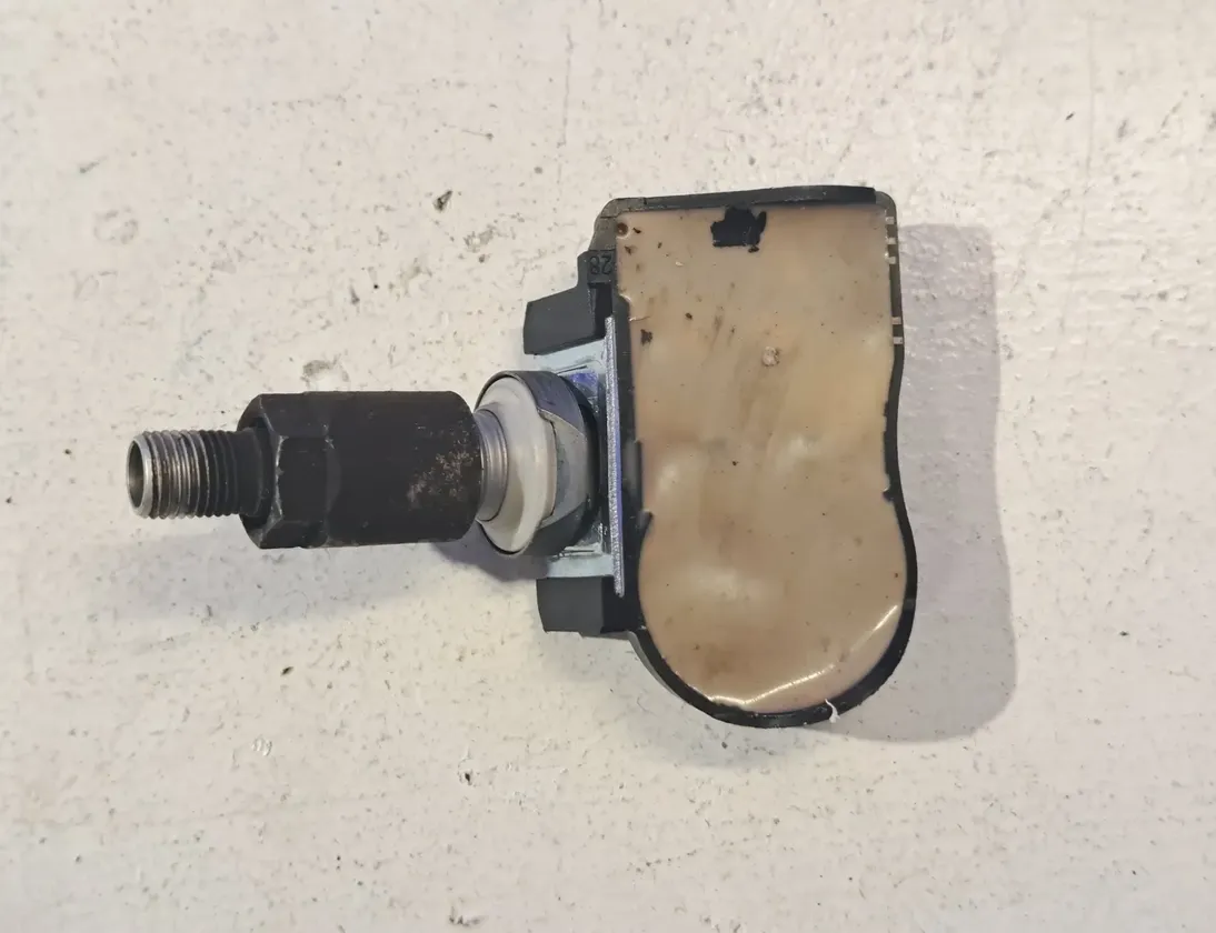 JAGUAR F-Type 1 generation (2013-2024) Датчик давления в шинах A2C93315301 33333088