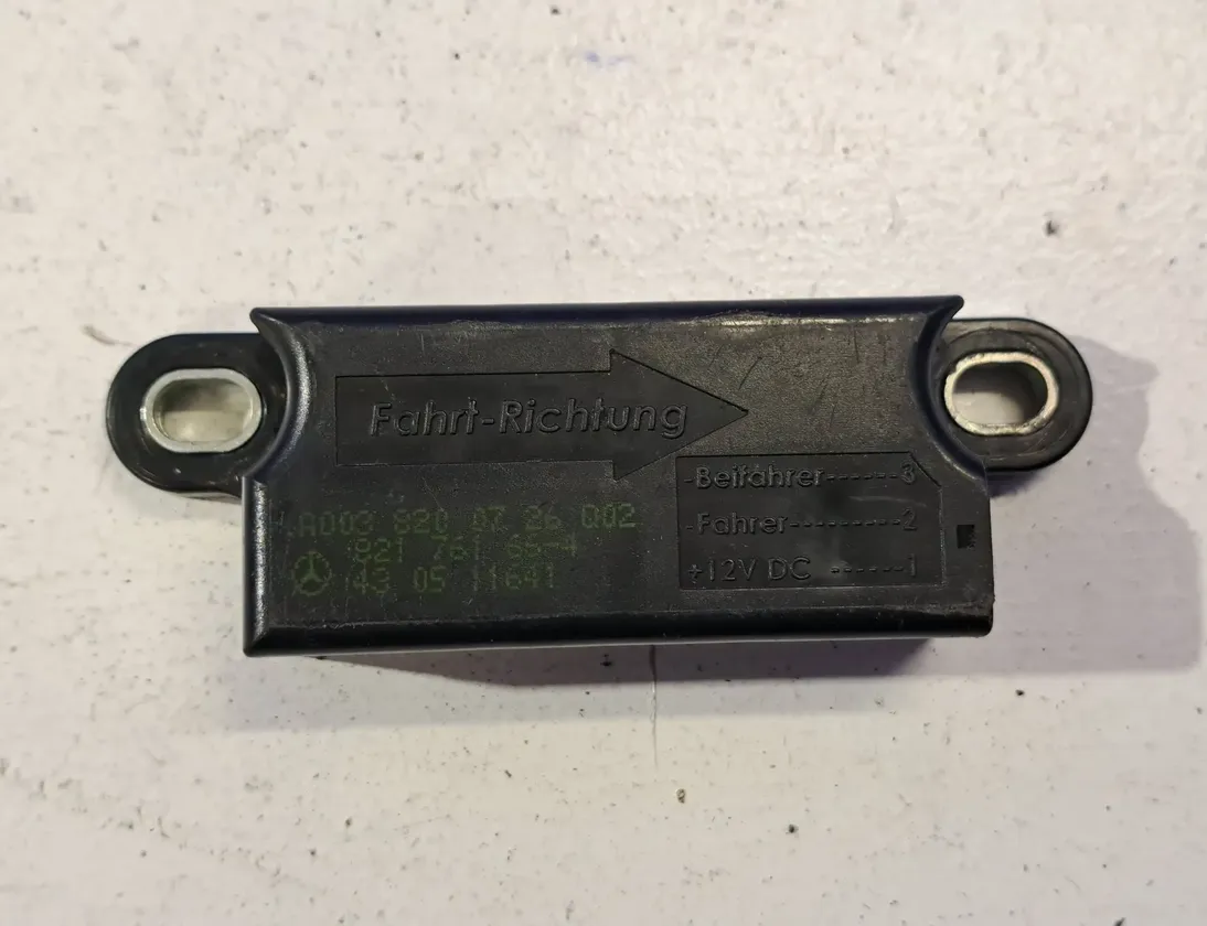 MERCEDES-BENZ CLS-Class C219 (2004-2010) Датчик удара передний правый A0038200726 33508316