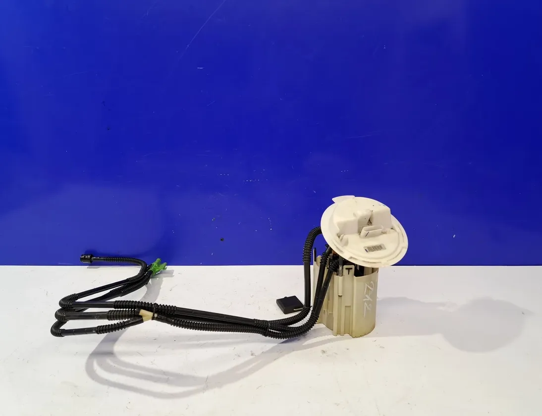 MERCEDES-BENZ C-Class W204/S204/C204 (2004-2015) Топливный насос A2044702294 33780276