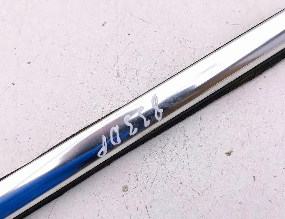 BMW X5 F15 (2013-2018) Front Right Door Window Molding 33502808