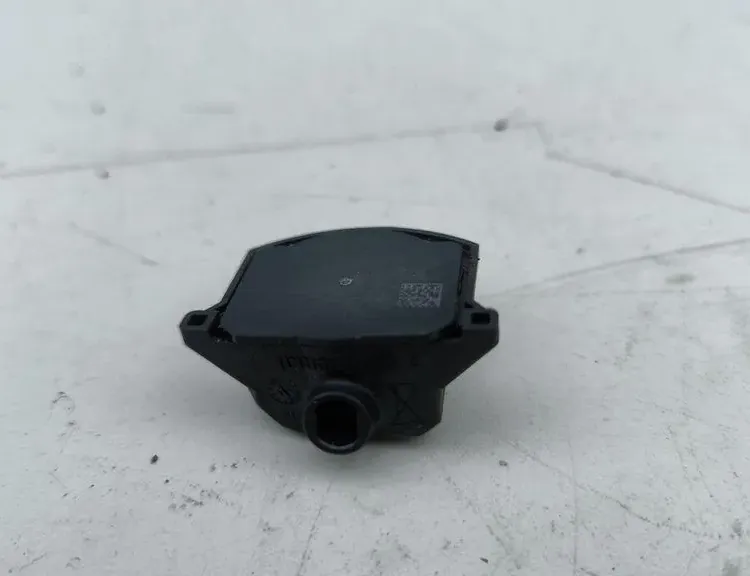 NISSAN Qashqai 2 generation (2013-2023) Датчик давления в шинах 33533571