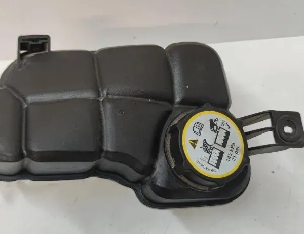 VOLVO V70 2 generation (2000-2008) Expansion Tank 6g918k218d2l4a 33328332