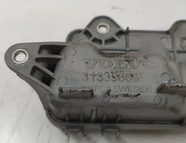 VOLVO V70 2 generation (2000-2008) Vakuuma tvertne 31339809 33328451