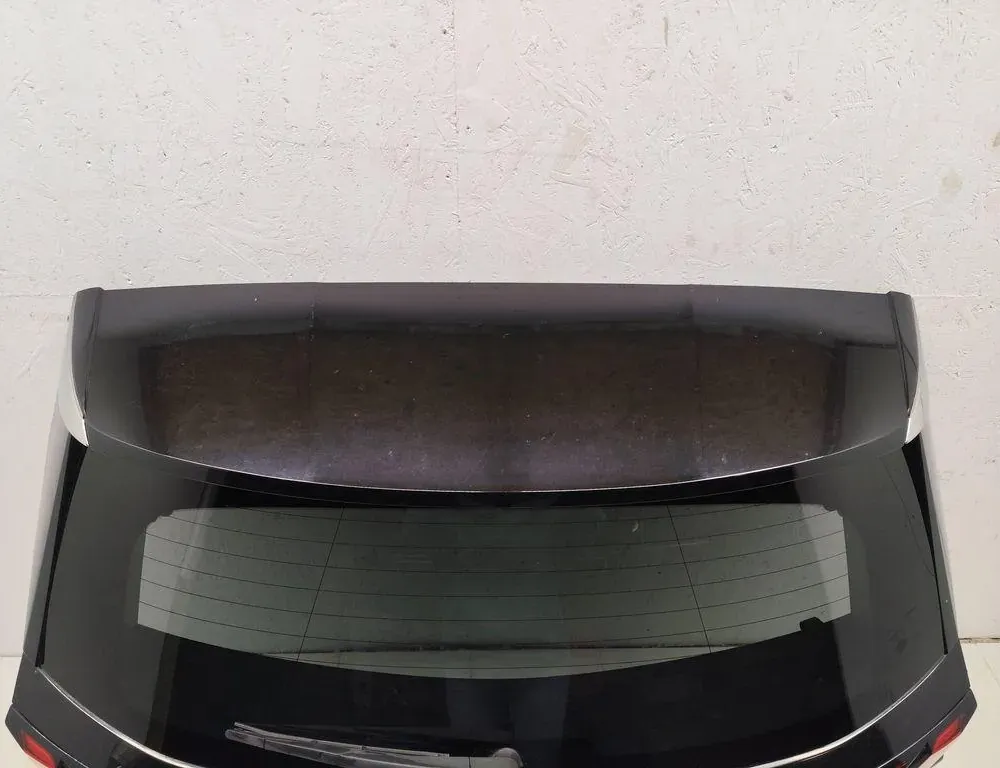 PEUGEOT 2008 2 generation (2019-2023) Крышка багажника 33331315