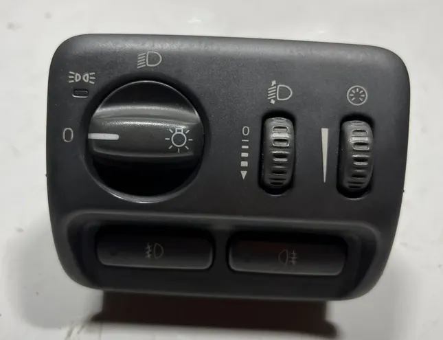 VOLVO S80 1 generation (1998-2006) Headlight Switch Control Unit 9459986 33550689