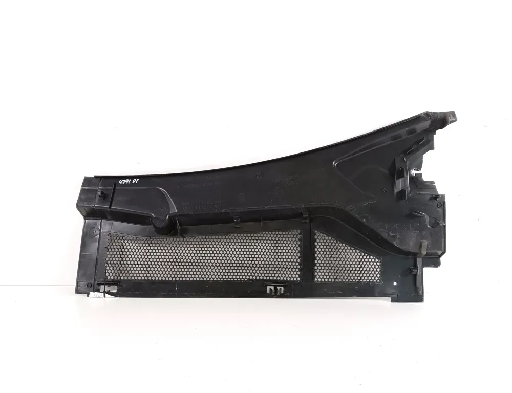 PEUGEOT Priekšējā stikla tīrītāja apdare / plastmasa 9831551280 34378426