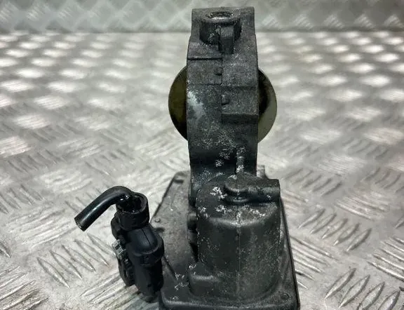 BMW 5 Series F10/F11 (2009-2017) Дроссельная заслонка 7810752 33242890