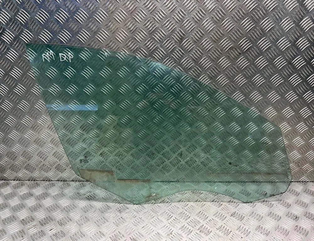 BMW 5 Series F10/F11 (2009-2017) Стекло передней правой двери 43R00050 33346453