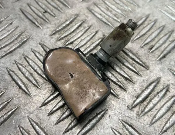 BMW 5 Series F10/F11 (2009-2017) Датчик давления в шинах 6855539 33537126