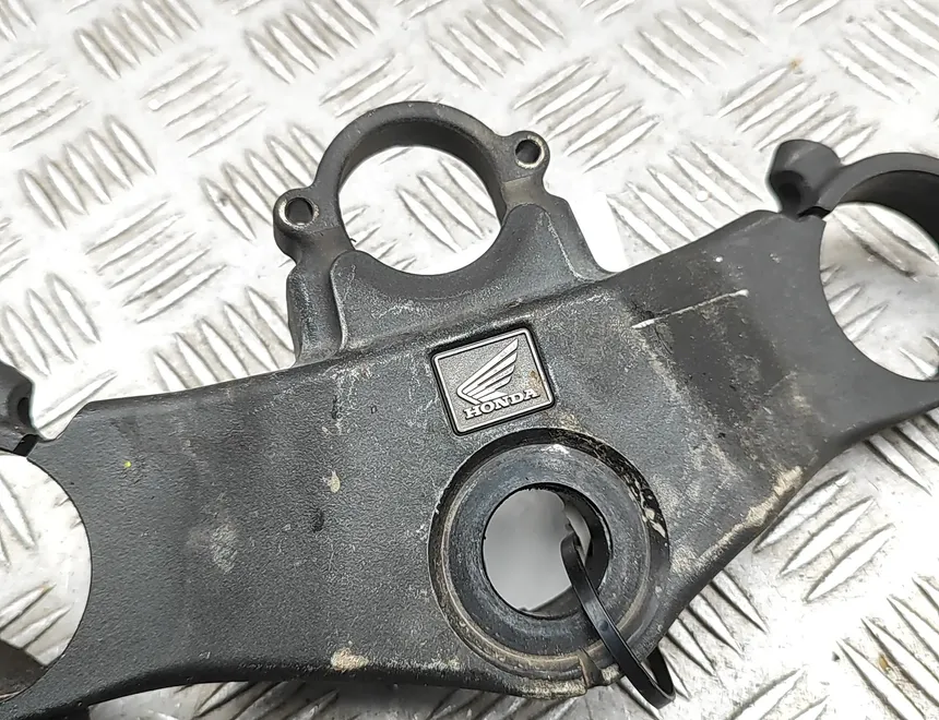 HONDA CBR (1983-2016) Augšējais Dakšas Savienotājs / Skava 33942991