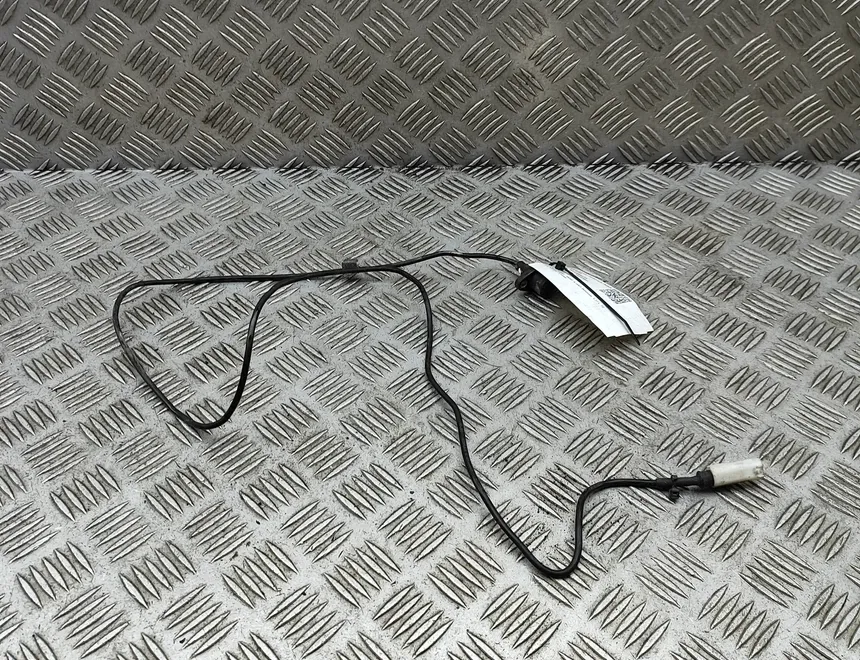 BMW K Priekšējais labais ABS sensors 2306368,2333484 33388673