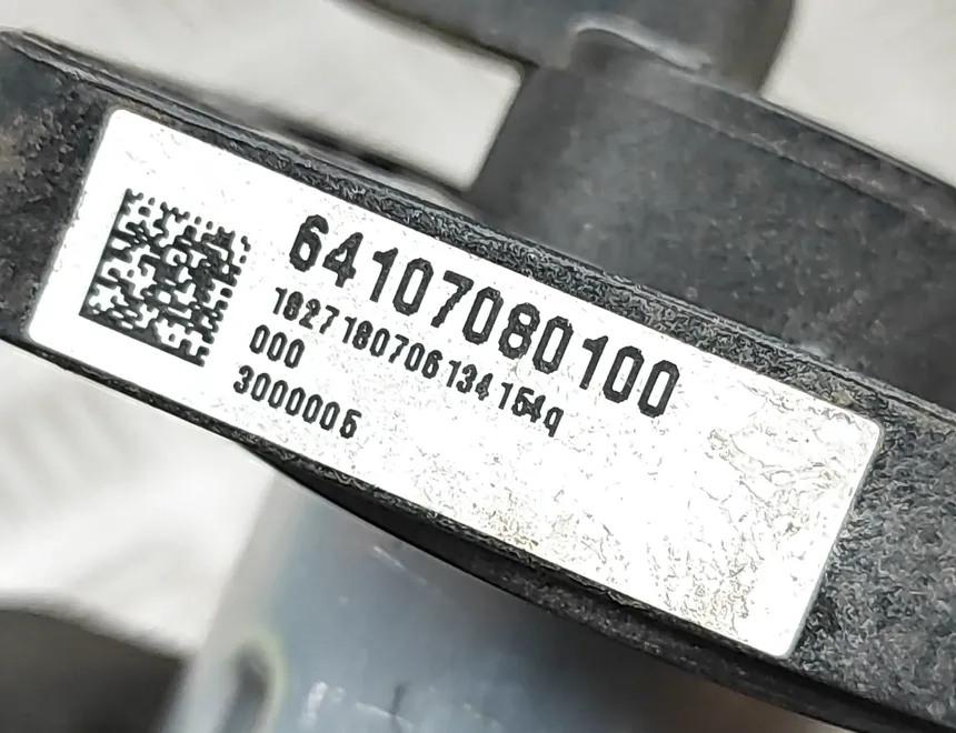 KTM DUKE Топливный насос 64107080100,64107088000 33612630