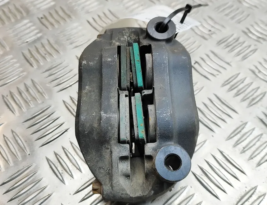 KAWASAKI GTR Priekšējais labās puses bremžu suports 33708405