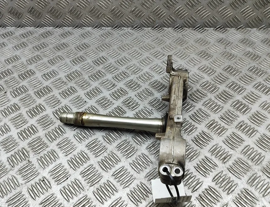 SUZUKI GSX Нижняя траверса вилки вилки тройного сечения 34267474