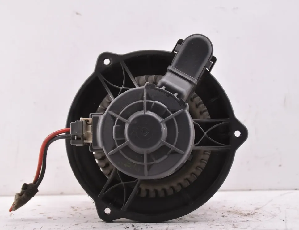 HYUNDAI i30 FD (1 generation) (2007-2012) Heater Blower Fan F00S33F023 33444013