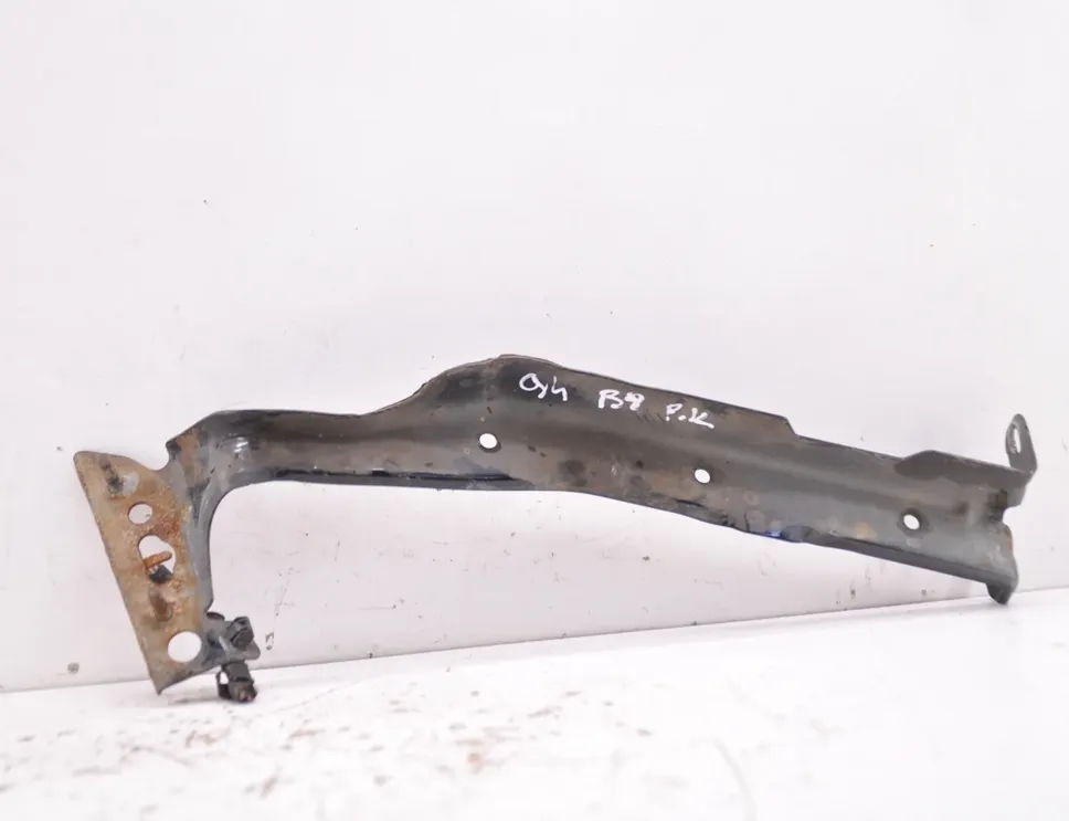 AUDI A4 B8/8K (2011-2016) Держатель переднего левого крыла 8K0821135H 33594263